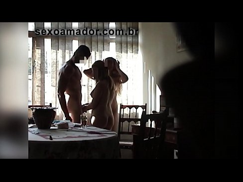 ❤️ Inimbitahan ng mga sex friends ang isang higanteng lalaki at isang threesome kasama niya ❌ Mahirap na porn sa porn tl.vbdsm.ru ❤